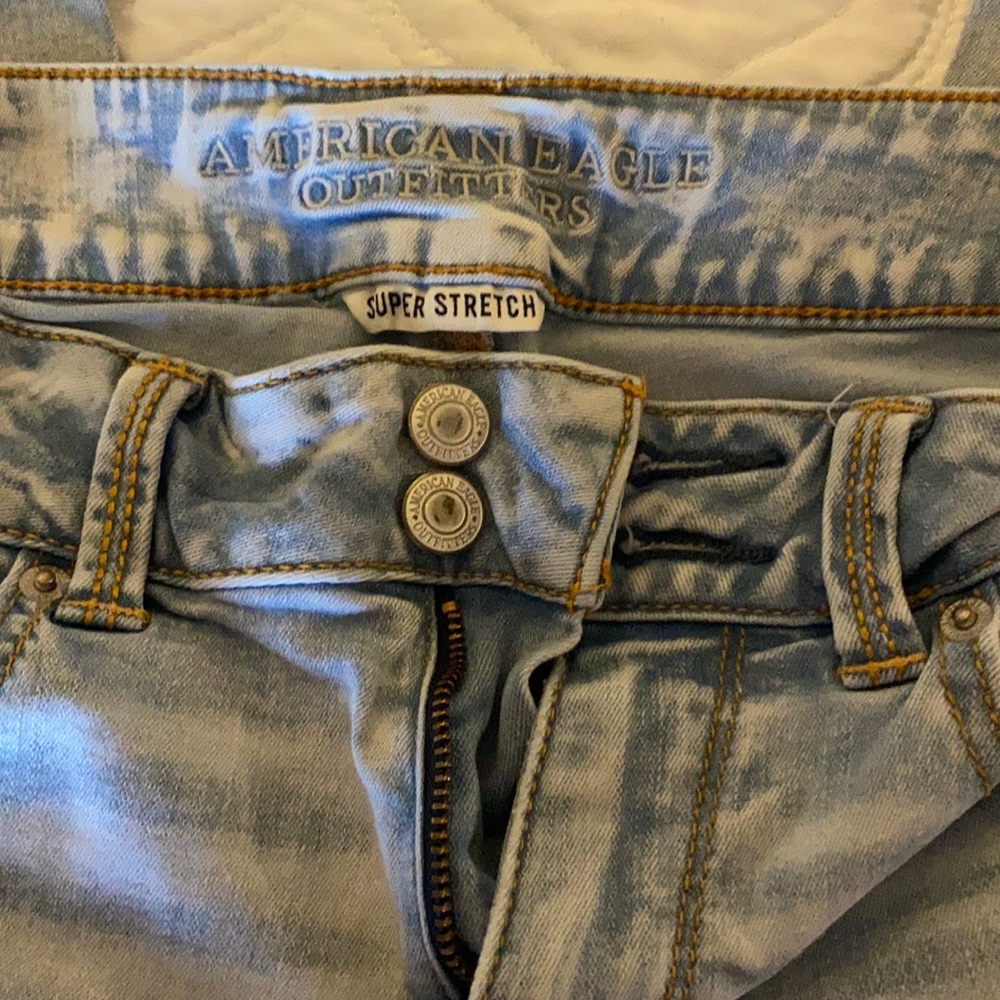 Hollister jeans Artist crop style in EUC